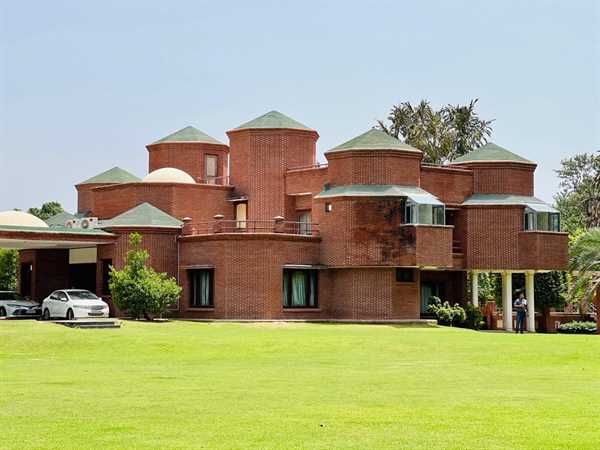 The Vintage Aarone Farms - Chhatarpur